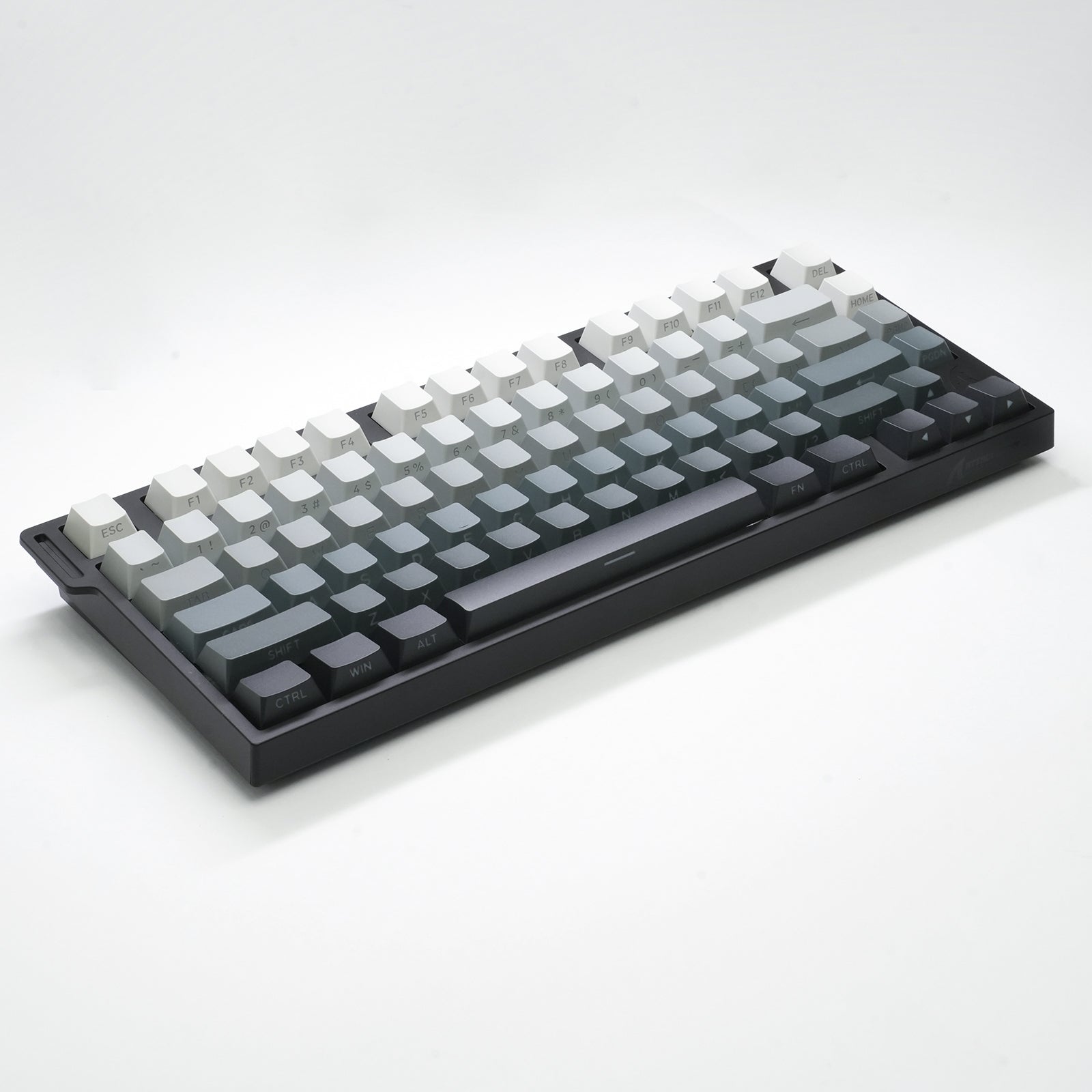 ATTACK SHARK SK06, 135 teclas, keycaps translúcidas com iluminação, ANSI/ISO